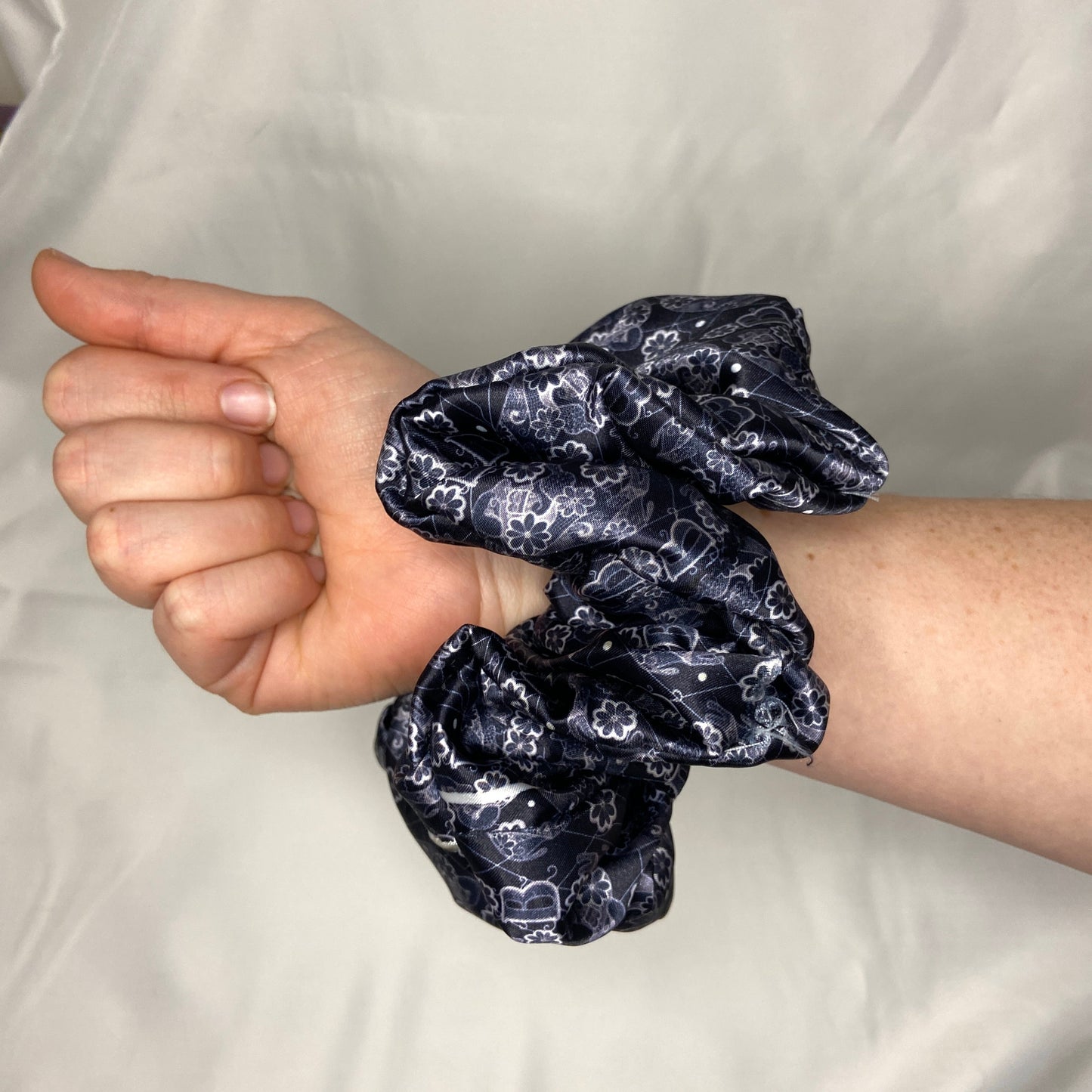 BuffaLace Black JUMBO Scrunchie